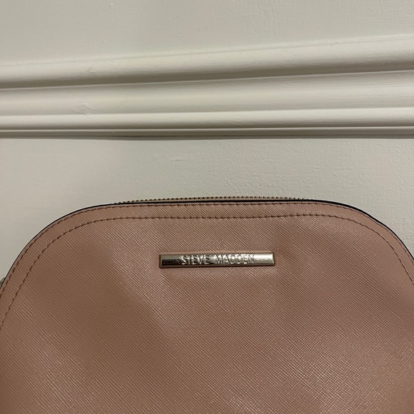 Steve madden pink purse - Picture 2 of 4